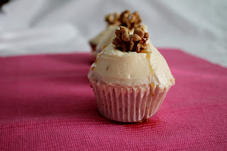 Cupcake_nueces_crema_ caramelo