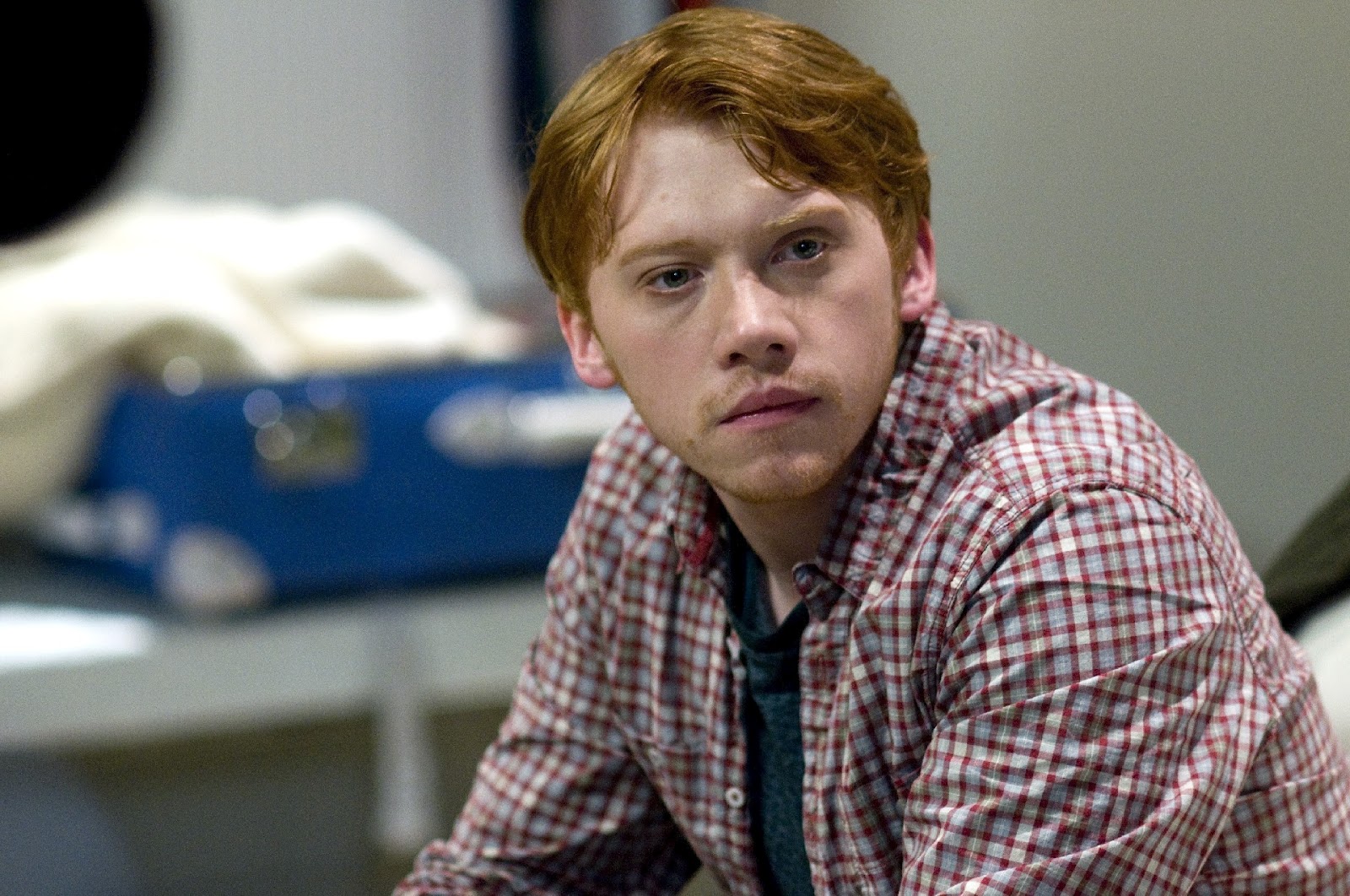 http://4.bp.blogspot.com/-bwXSYaRzVnE/TzT7W7aZpKI/AAAAAAAABN8/W6g6QJBu5Mg/s1600/Rupert-Grint-rupert-grint-14786020-1920-1275.jpg