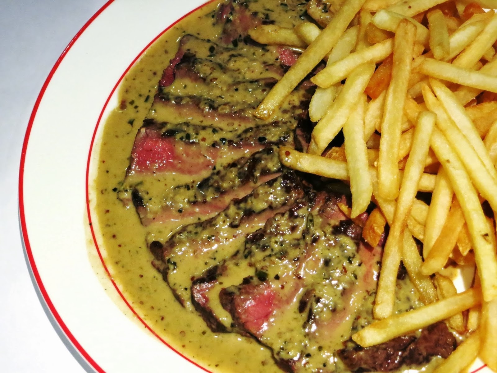 PinkyPiggu L'Entrecôte The Steak &amp; Fries Bistro Is Now Open In