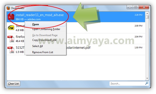 Menjalankan installer adobe reader Gambar: Menjalankan installer adobe reader