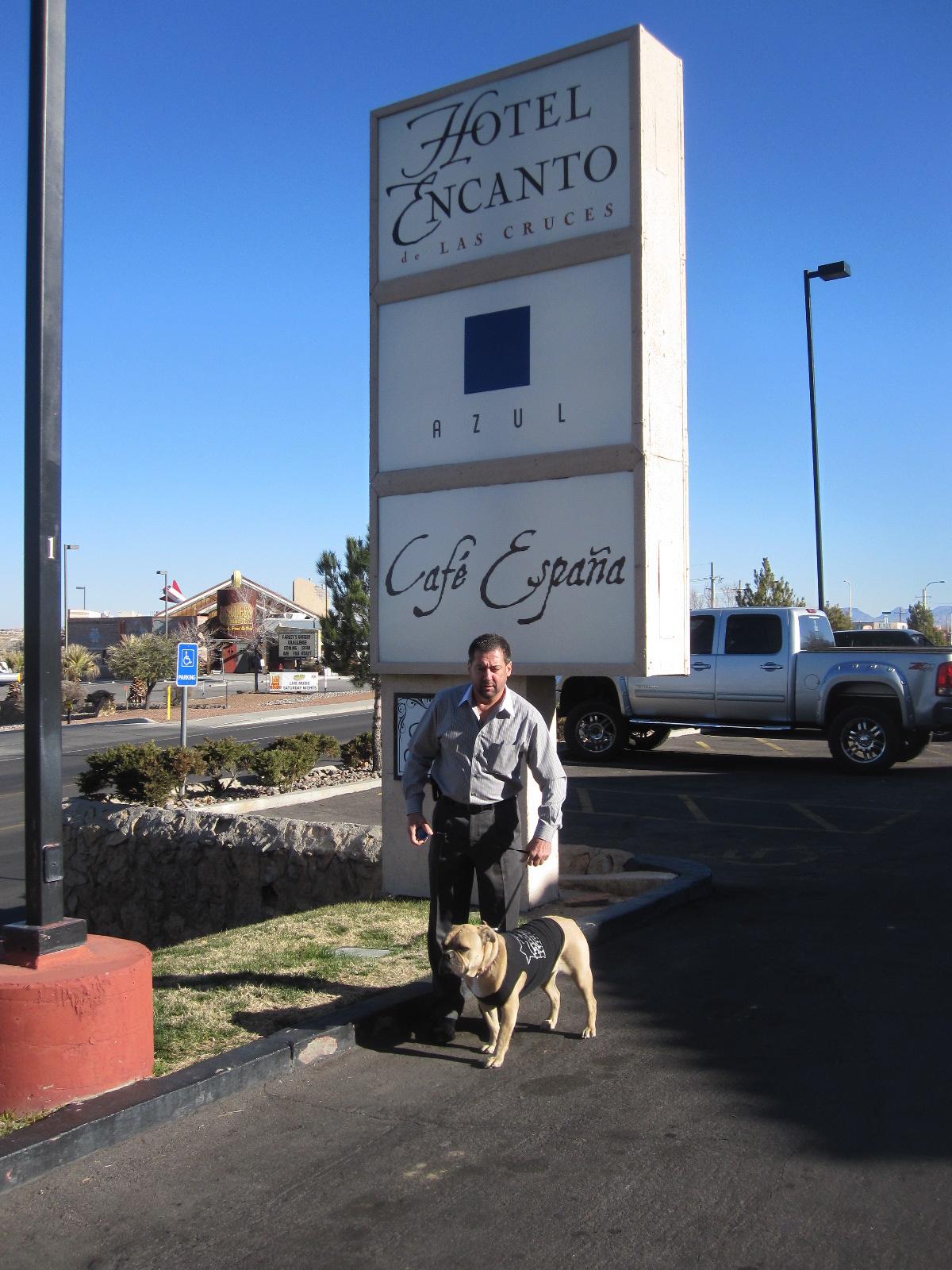 Travelin' Jack's Dog Blog STAYin' SUNNY in Las Cruces!