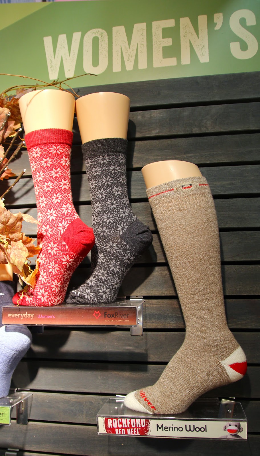 Fox River Womens Laurel Midweight Peak Series Crew Socks Sports