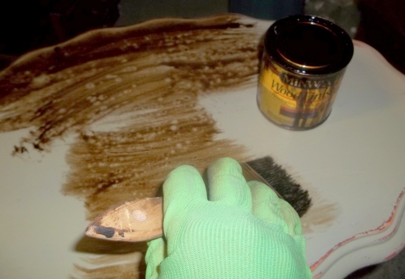 PICKIN and PAINTIN........... Chalk Paint STICKS TO ANYTHING