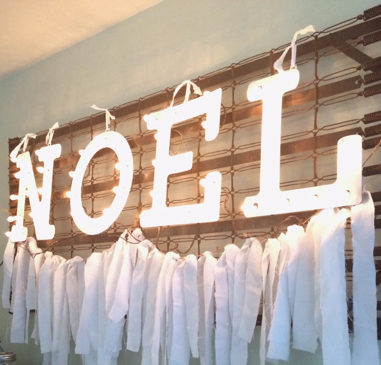 Little Farmstead For the Love of Salvaged! {Vintage Mattress Spring