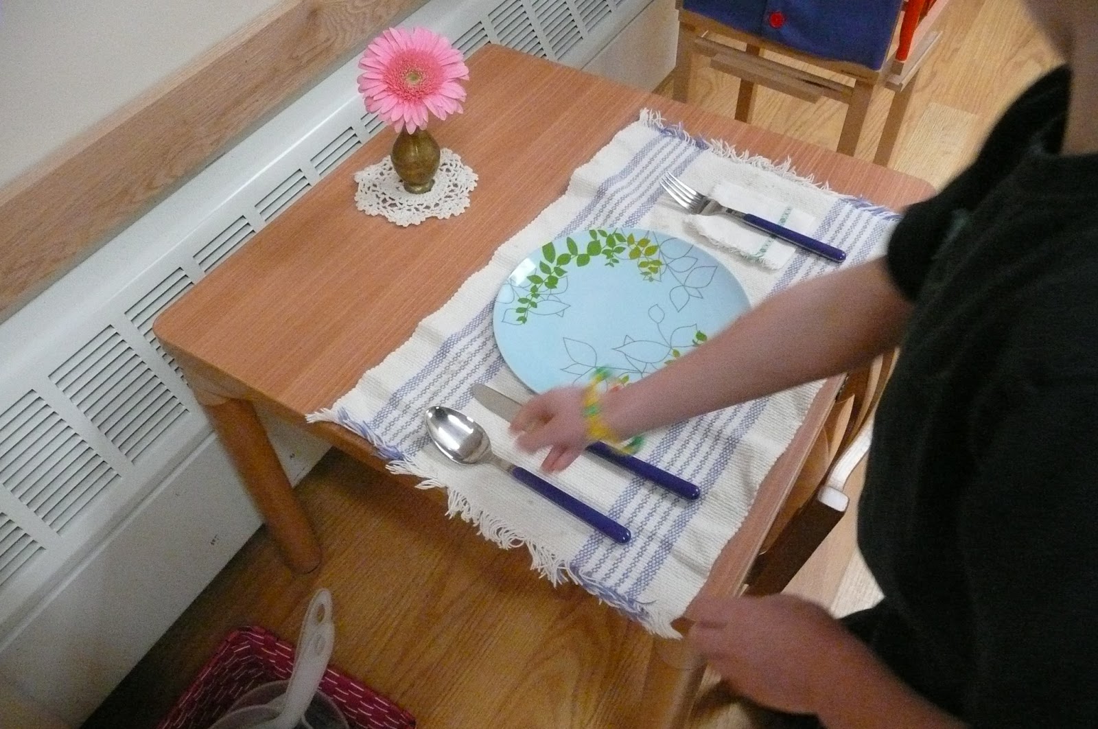Montessori Teachings Setting a table