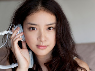 武井咲 ヤンキーもエクセレントしたボロリするバストは水着が煌めく至高の動画 武井咲 ヤンキーもエクセレントしたボロリするバストは水着 が煌めく至高の動画
