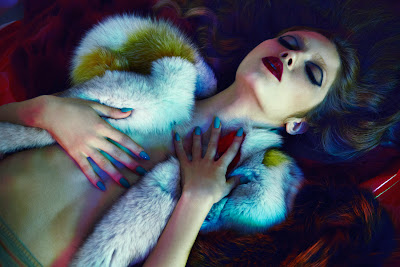 multi colored fur, creative eyeliner, georgiana saraev model, blue nails