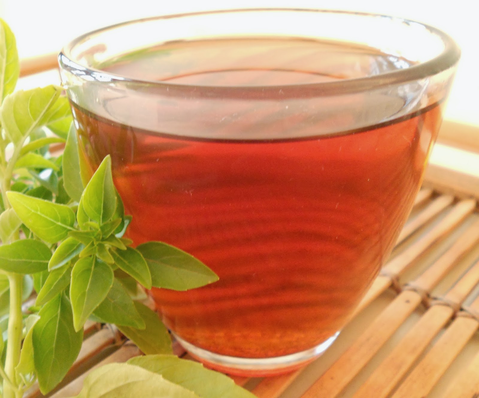 A pinch of basil Lemon basil tea