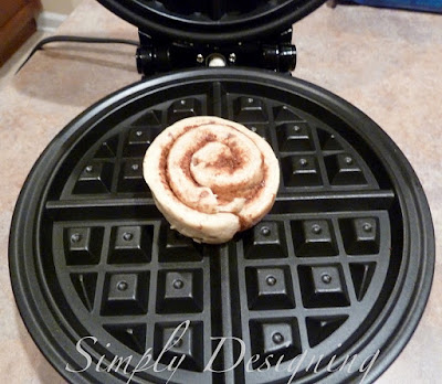 Waffles+02 | Cinnamon Bun Waffles | 8 |