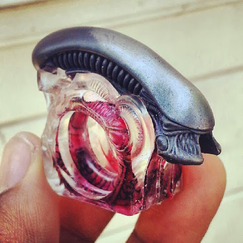 ALIENS"inspired" Xenomorph Knuckle Rings from Kilroy's Attic
