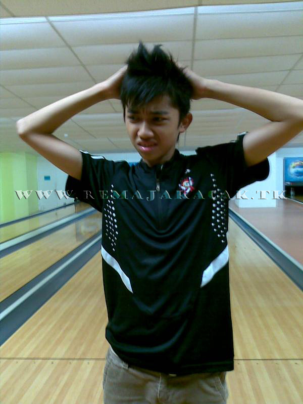 Remaja Lelaki Hensem