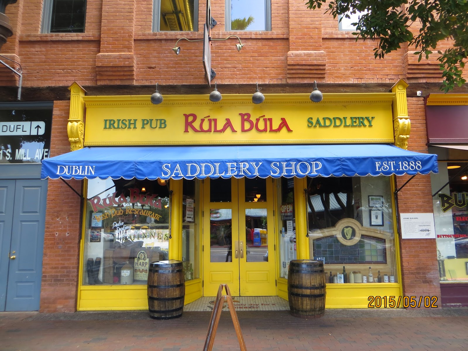 Jeeps Pubs Taverns and Bars Rula Bula Irish Pub (Tempe, Arizona, U.S.A.)