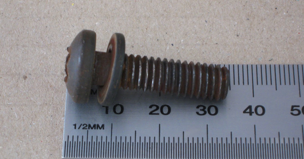 HQ SS BOLTS (Seat recliner) Bolts Bucket seats Screws 2 types.