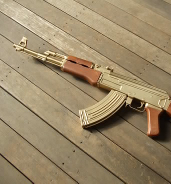 LOS PELONES 8: AK-47 llamado CUERNO DE CHIVO