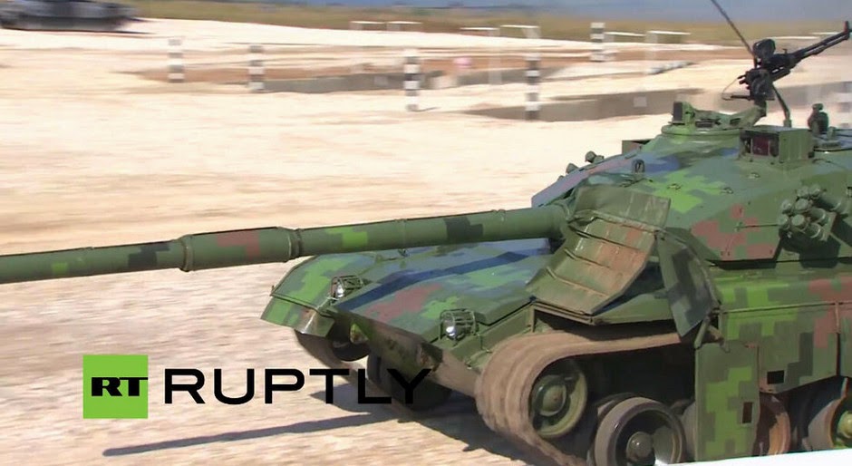دبابه Type 96 الصينيه ......المتينه !! Chinese+Type+96+Tank+damage+during+Tank+Biathlon+2014+3