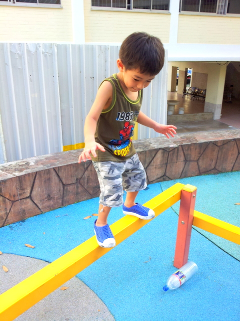 boy's outfit spiderman top