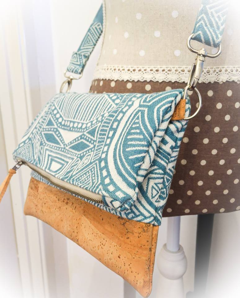 The Mumblings Of Little Moo. Adding a strap to your fold over party