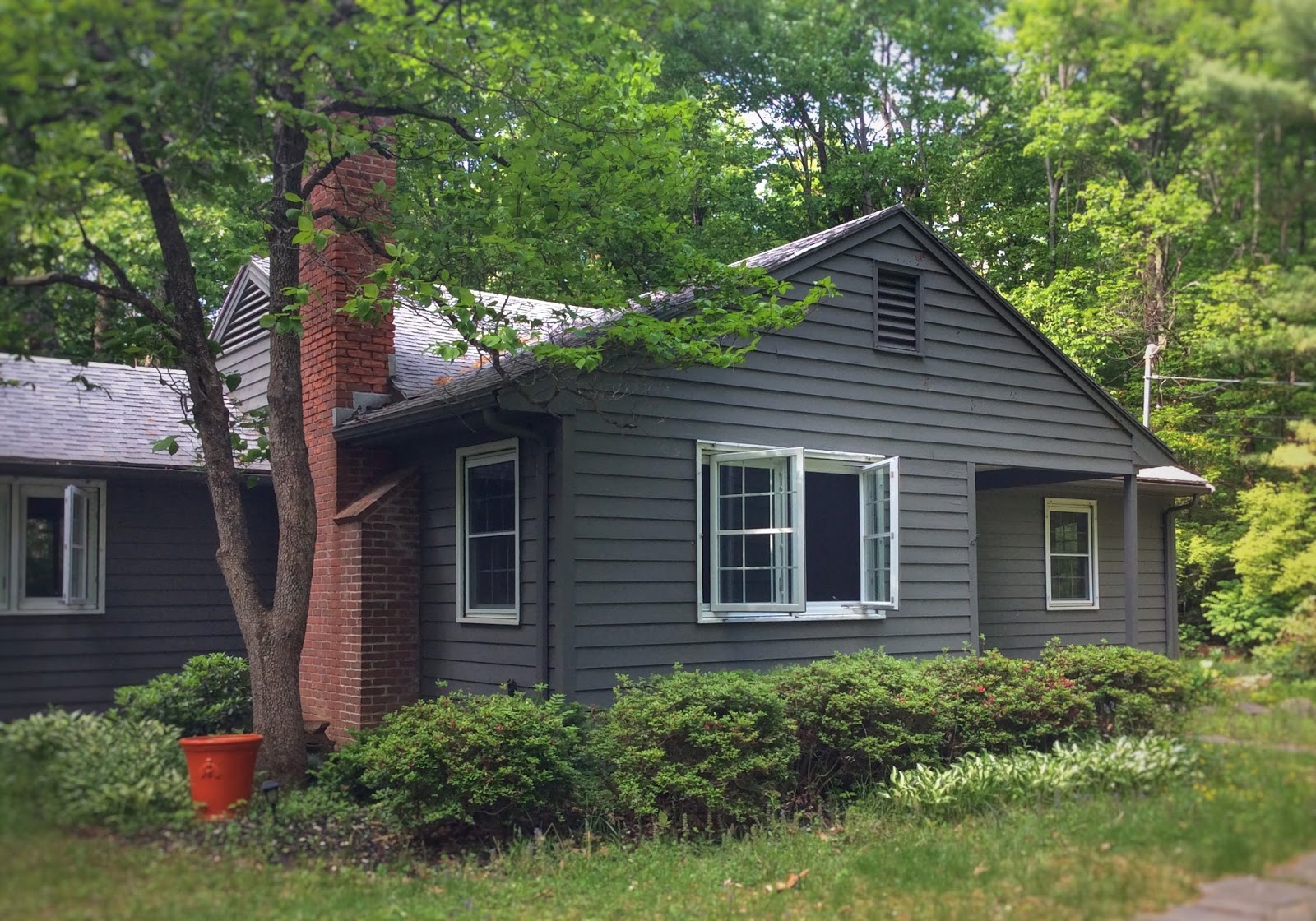 Avon Ct 3 Bedroom House For Rent 2 Car Garage Avon Ct 3 Bedroom