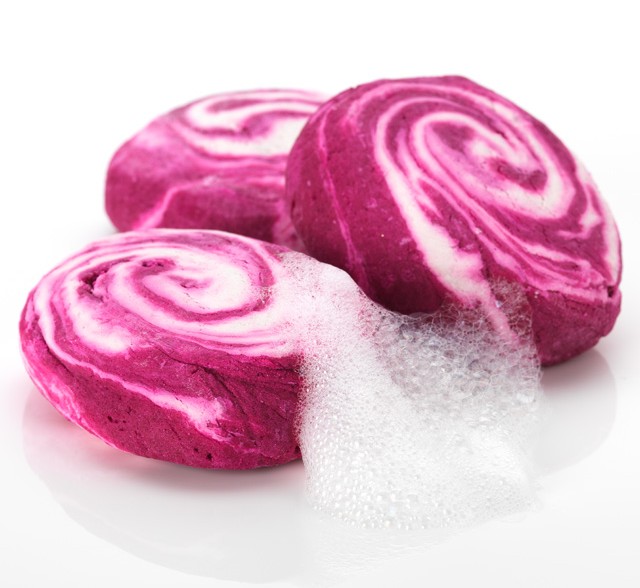 Professional Daydreamer Lush Comforter Bubble Bar Review