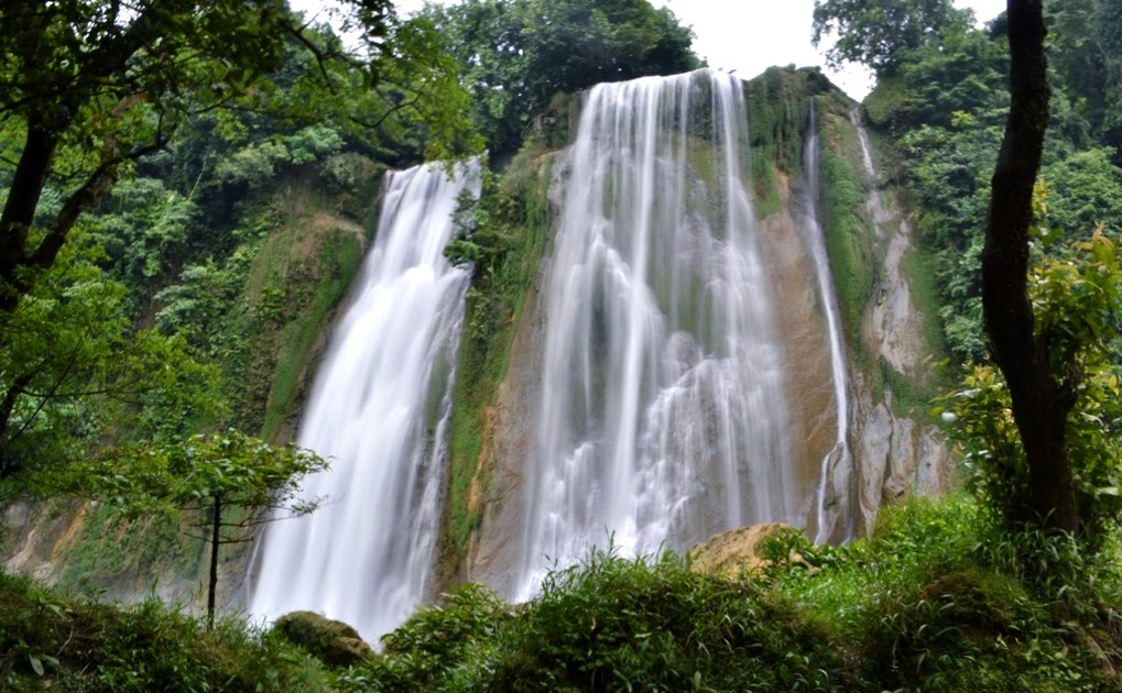 Curug cikaso Lisa Marcela