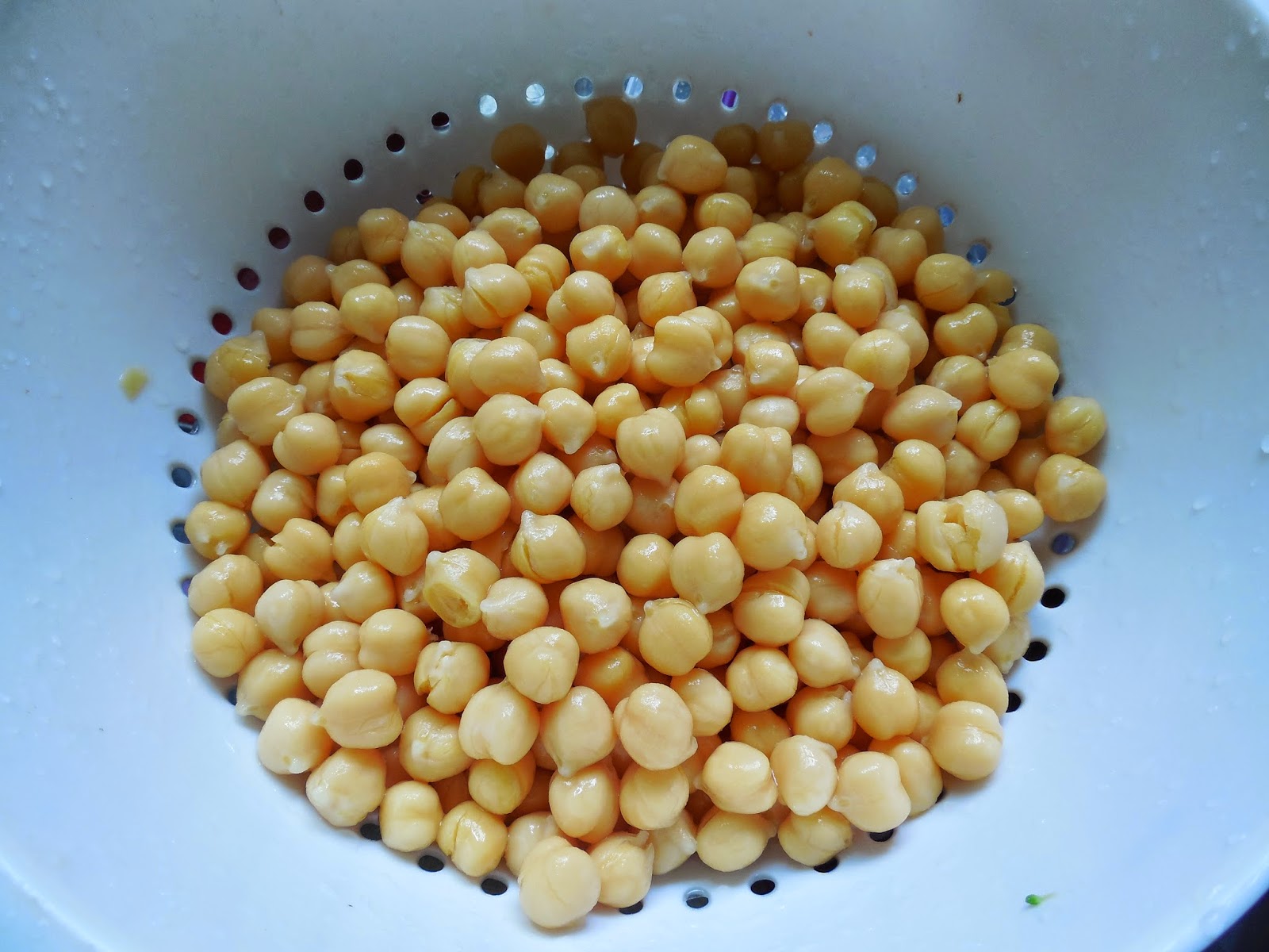 Two Kid Kitchen roasted garbanzo beans