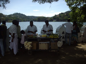 Hawkers at Kandy Lakeside..(Thursday 25-10-2012)