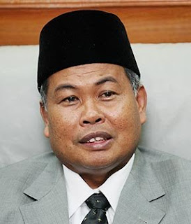 http://4.bp.blogspot.com/-c8-SlNP4u8c/TsEPC4F-LsI/AAAAAAAAHOc/OO6HTSPEvZw/s1600/mat+said+kot+sgkok.jpg