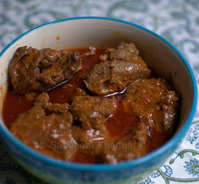 Roghan josh recipe with sun dried Apricots...