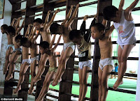 sucrimiento niños chinos
