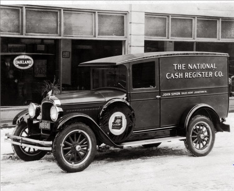 Vintage Johnstown Oakland Motors