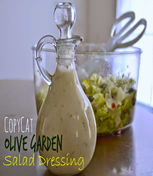 It's A Mom's World: Copycat Olive Garden Salad Dressing