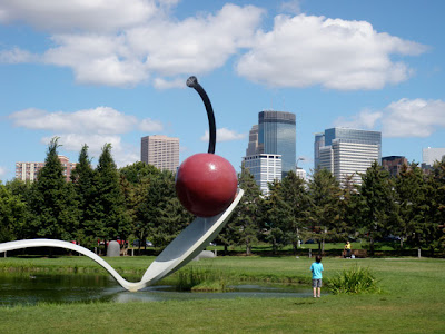 spoon bridge fountain Minneapolis Minnesota