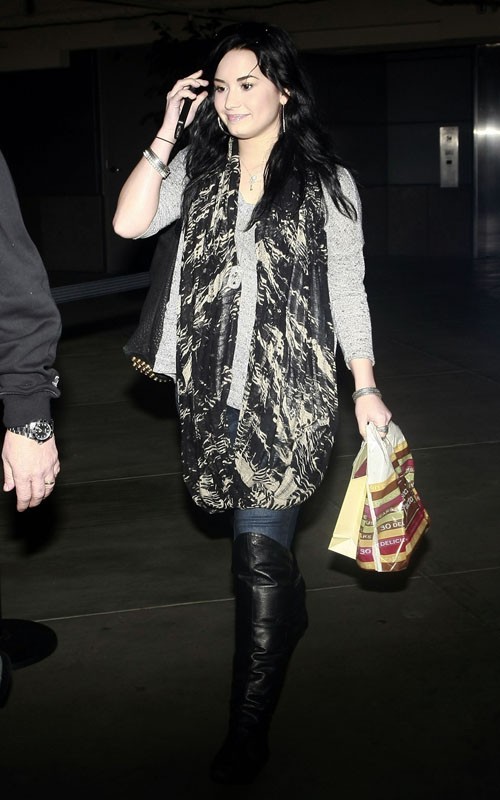 Demi+lovato+hair+color+hairstyles