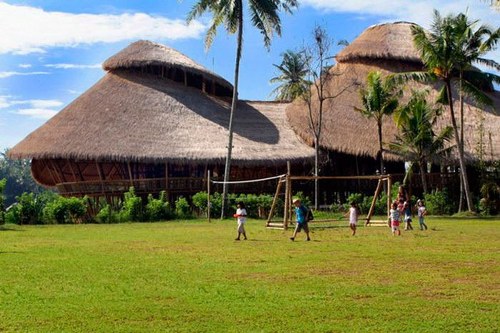 Sekolah Yang Terbuat Dari Bambu Di Bali, “Green School” Sekolah Yang Terbuat Dari Bambu Di Bali, “Green School”