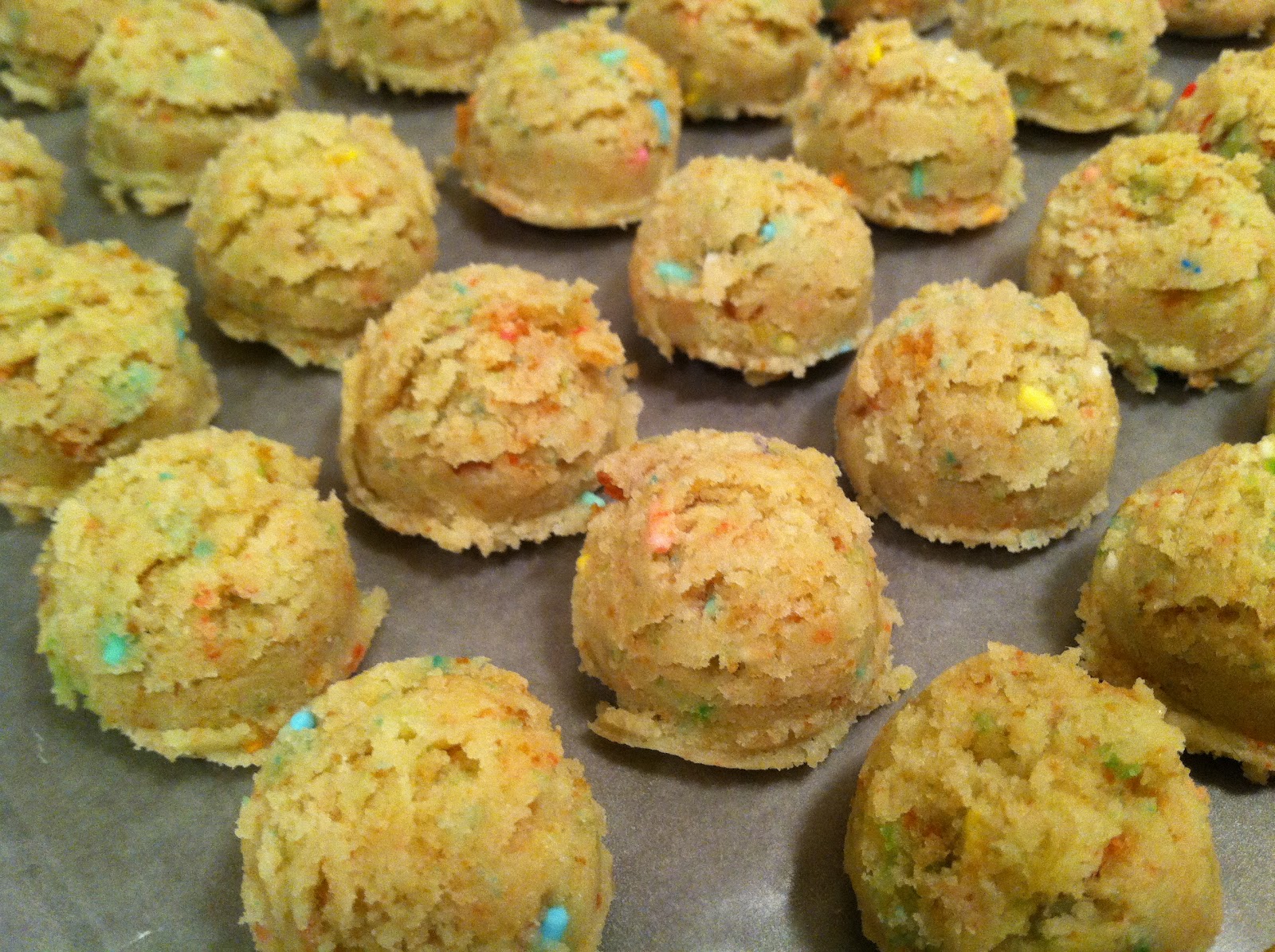 Julie Bakes Funfetti cake balls