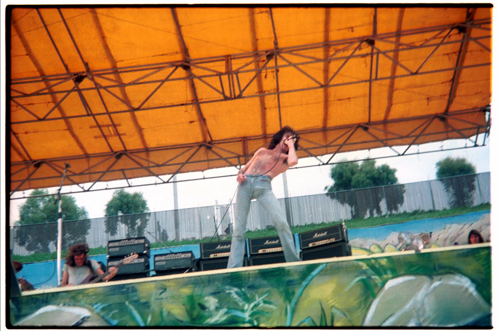 VintageTourJackets AC/DC MONSTERS OF ROCK 1979 OAKLAND PUTTING MUSIC