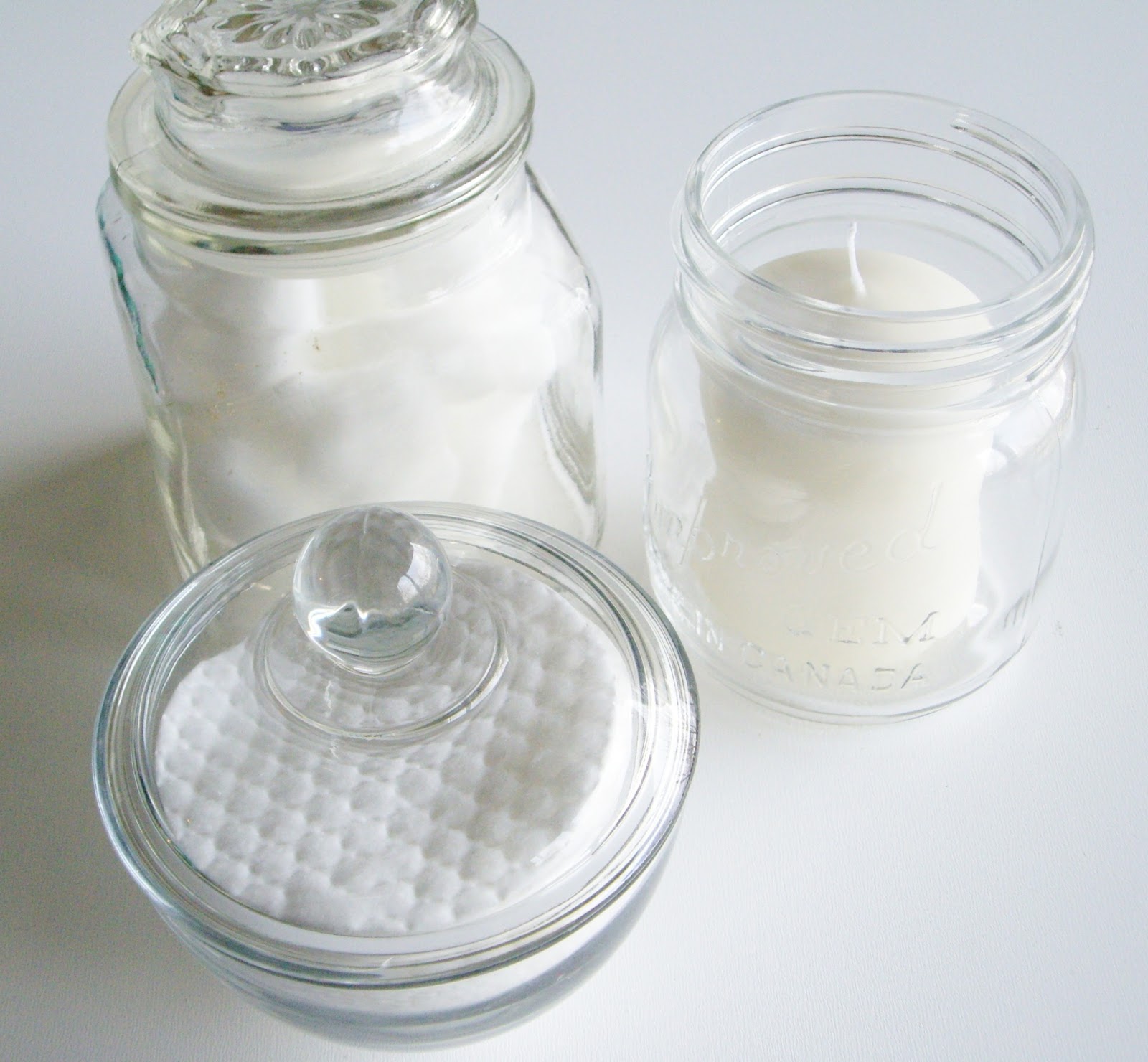 Vintagerous Vintage Glass Bathroom Storage with Vintage Glass