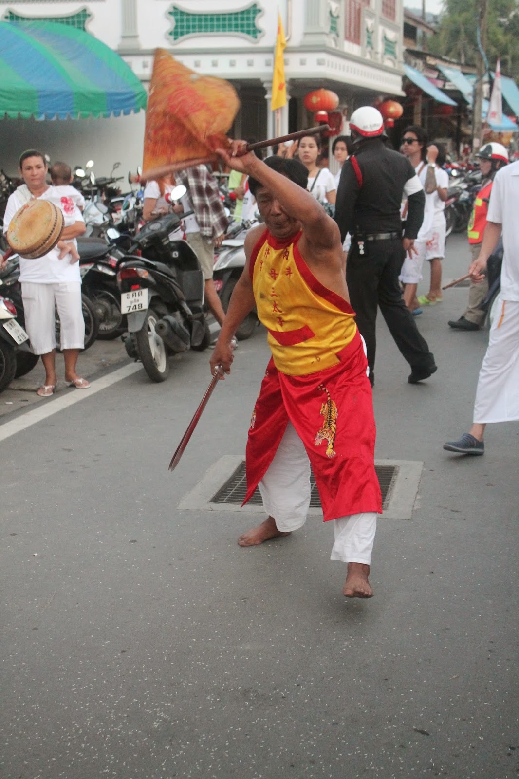 1.+begin+parade.JPG