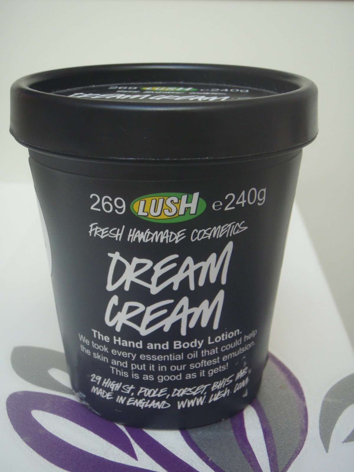 LUSH MANIA Dream Cream