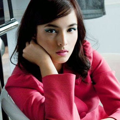 Foto Chelsea Islan Cantik