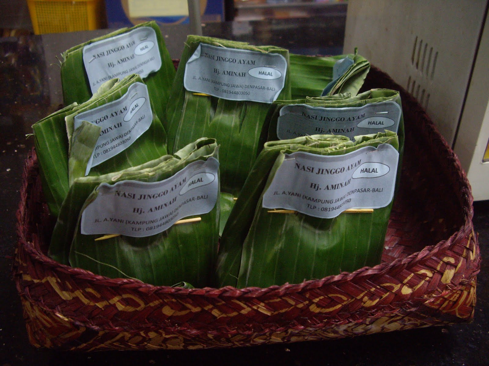 NASI JENGGO--PURE CULINARY MAGIC IN BANANA LEAF PACKETS, FOUND IN LOCAL BALINESE MARKETS