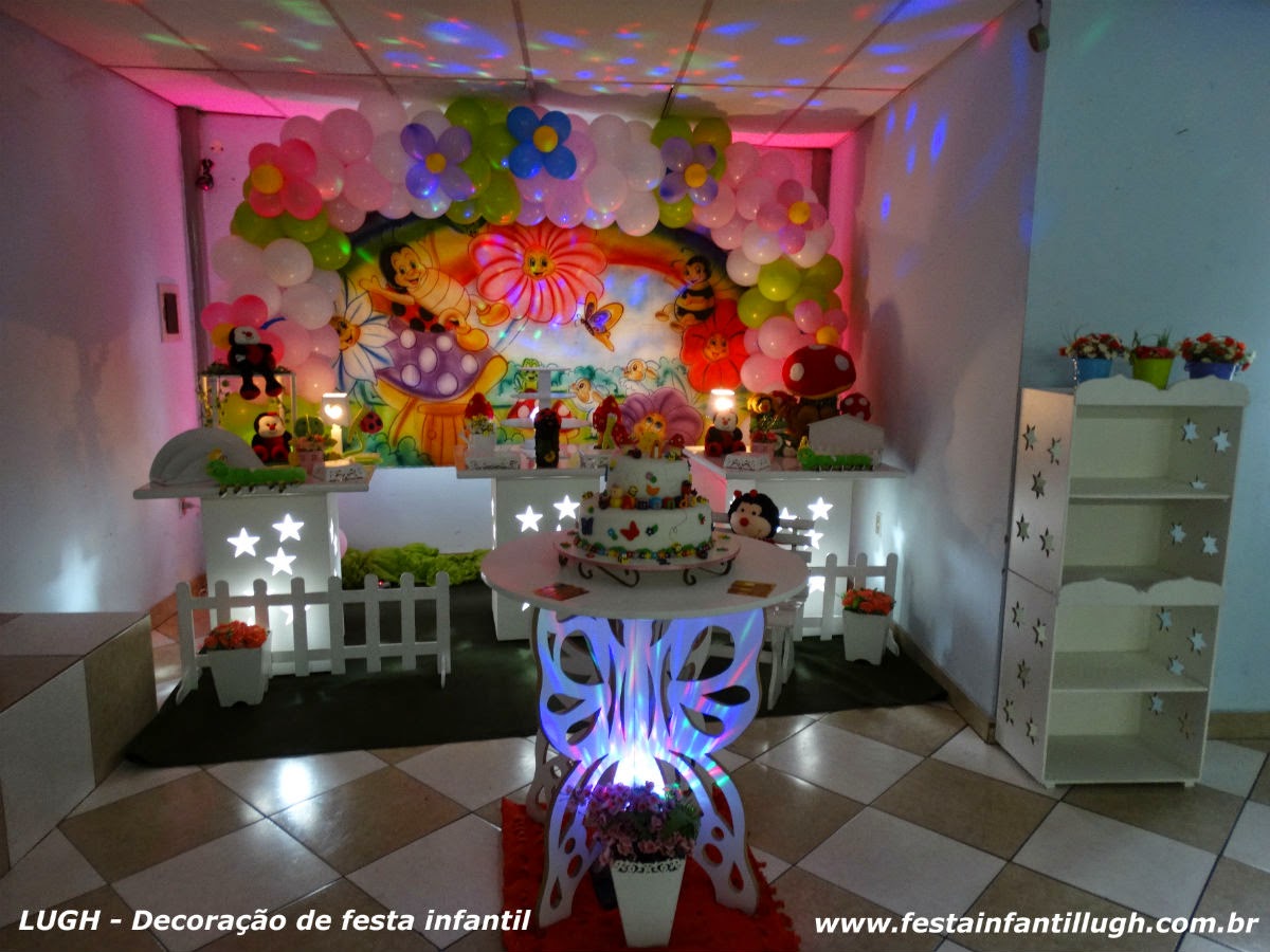 Jardim encantado tema para mesa de aniversário infantil em Jardim encantado tema para mesa de aniversário infantil em