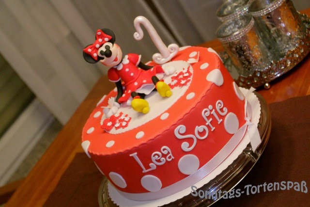 Miss Blueberrymuffin S Kitchen Einfache Einhorn Torte Dekorieren