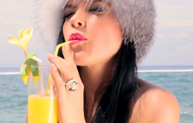 Kάτι Διαφορετικό: Το video-clip της ημέρας ~ SEREBRO - Mi Mi Mi