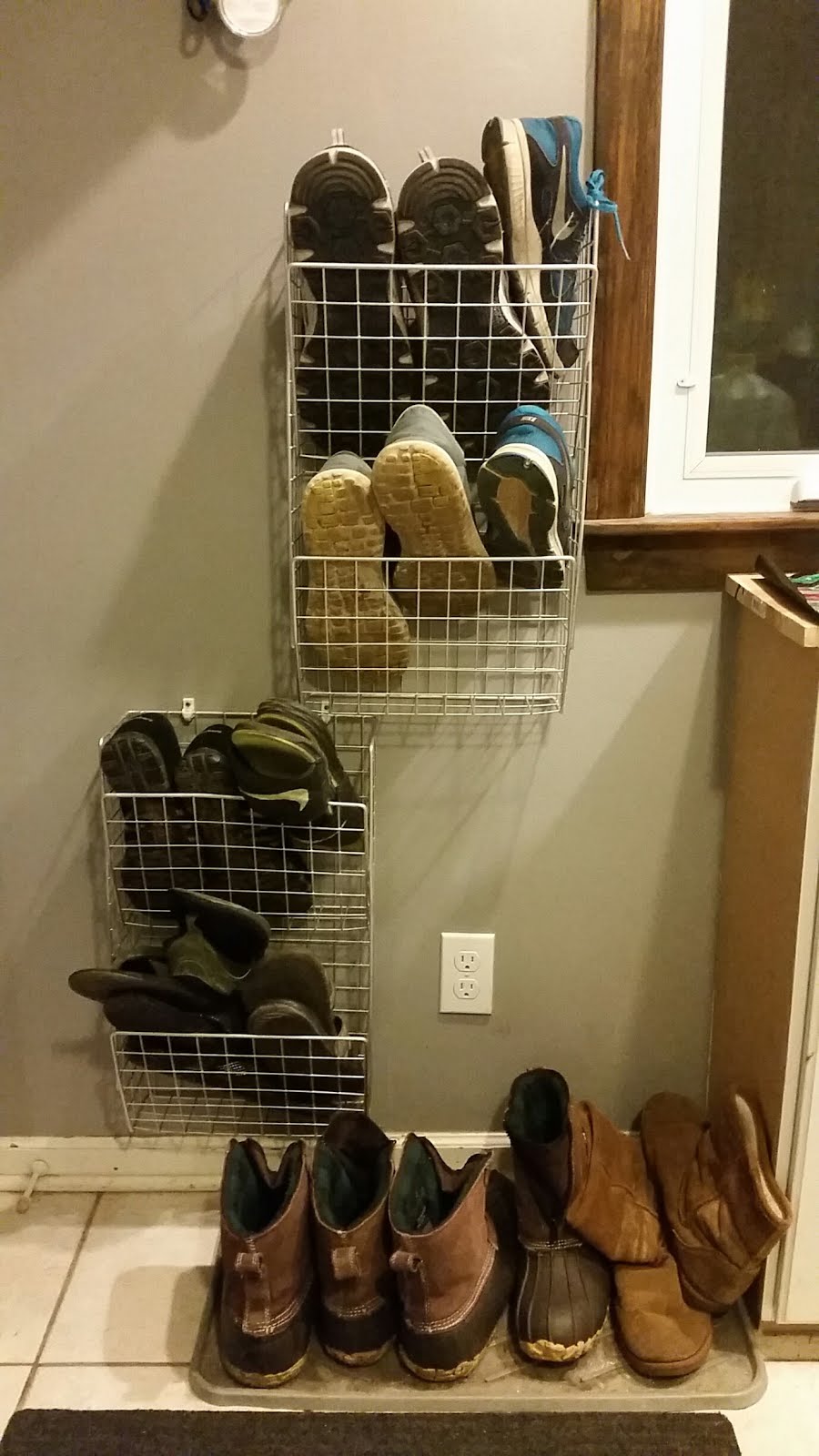 2 Moms & a Mess Budget Back Door Shoe Rack