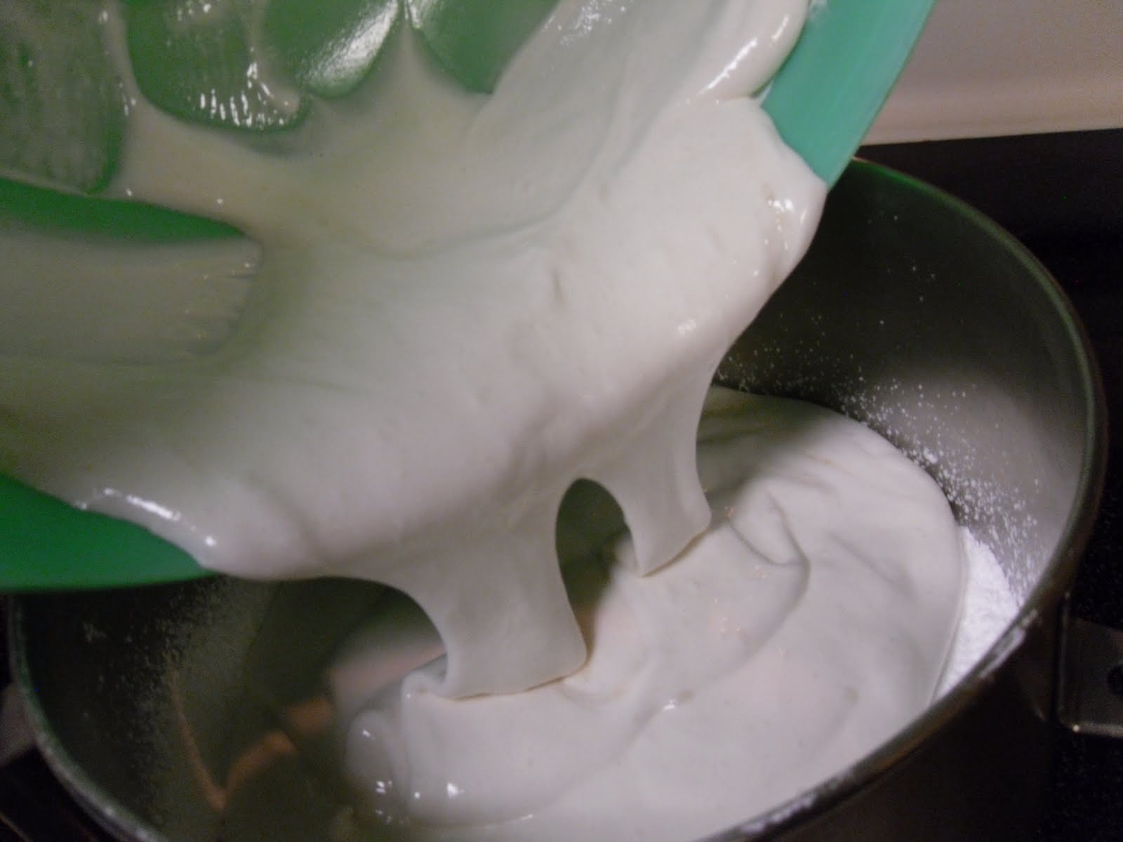 Cake Concepts by Cathy Using Kitchen Aid mixer to make marshmallow