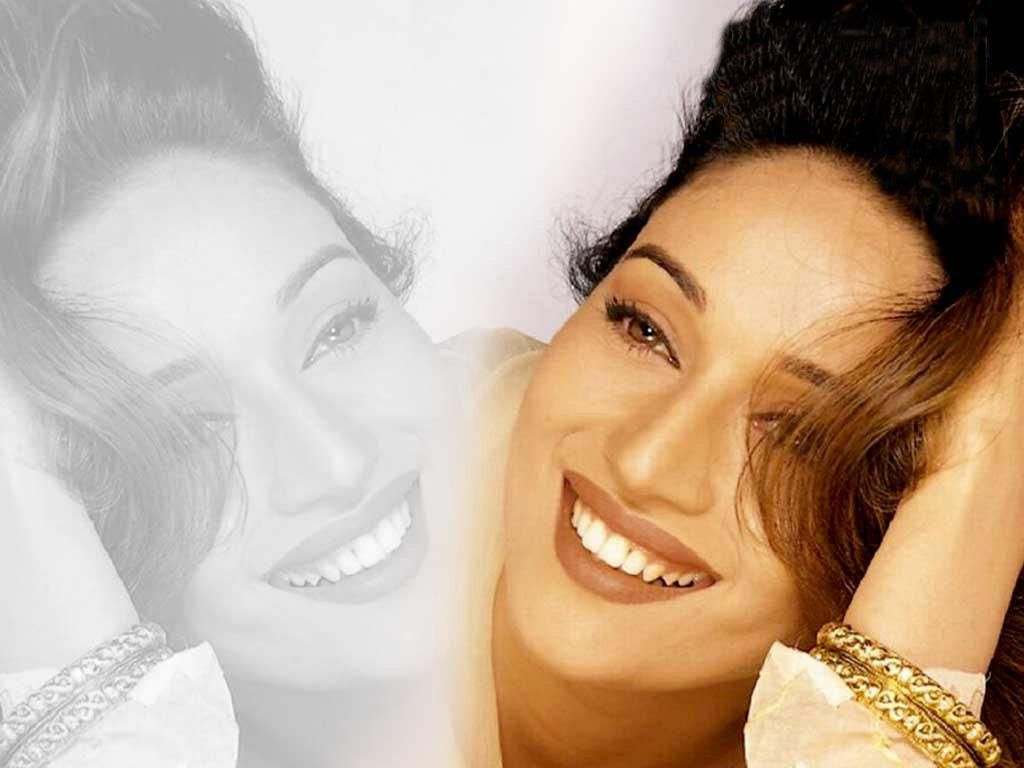 Madhuri Dixit Smoking