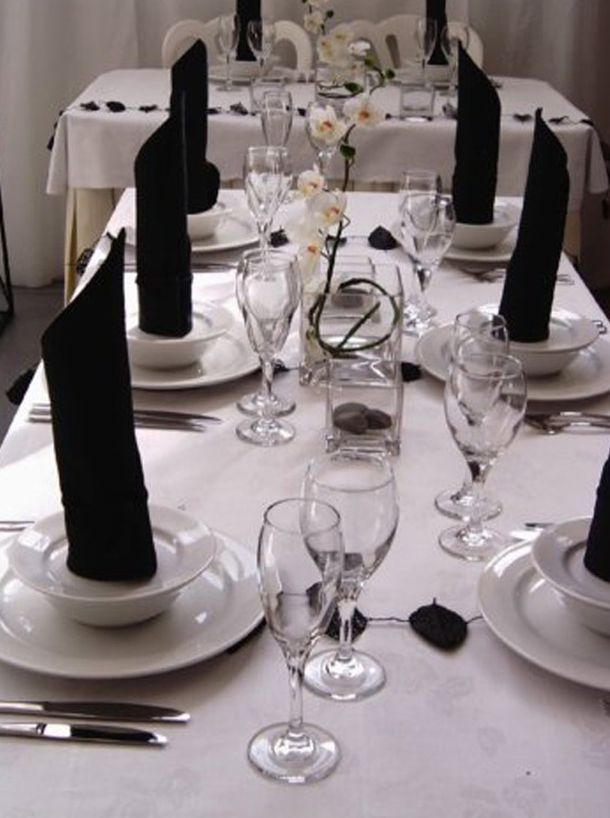 Black And White Centerpieces : Big day discounts tuesday theme black white