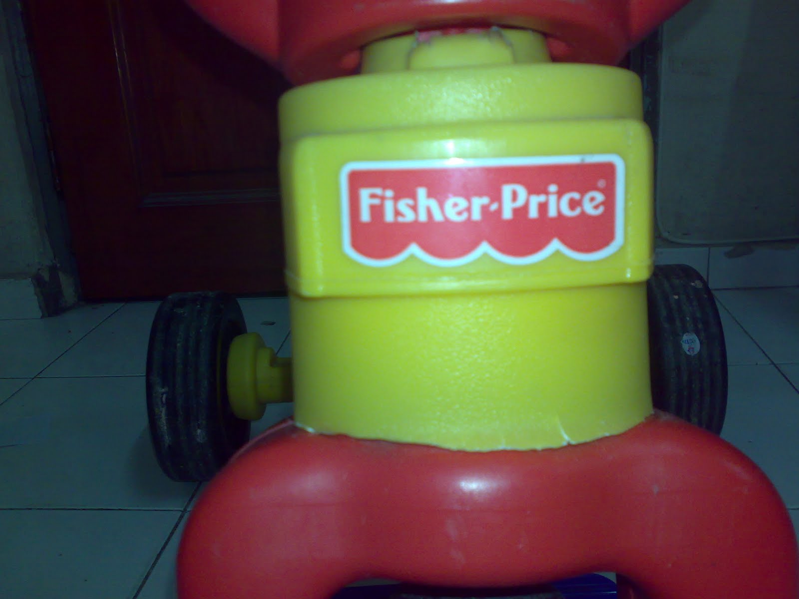 ariesreevebabykidstuff FISHER PRICE TRICYCLE (SOLD)