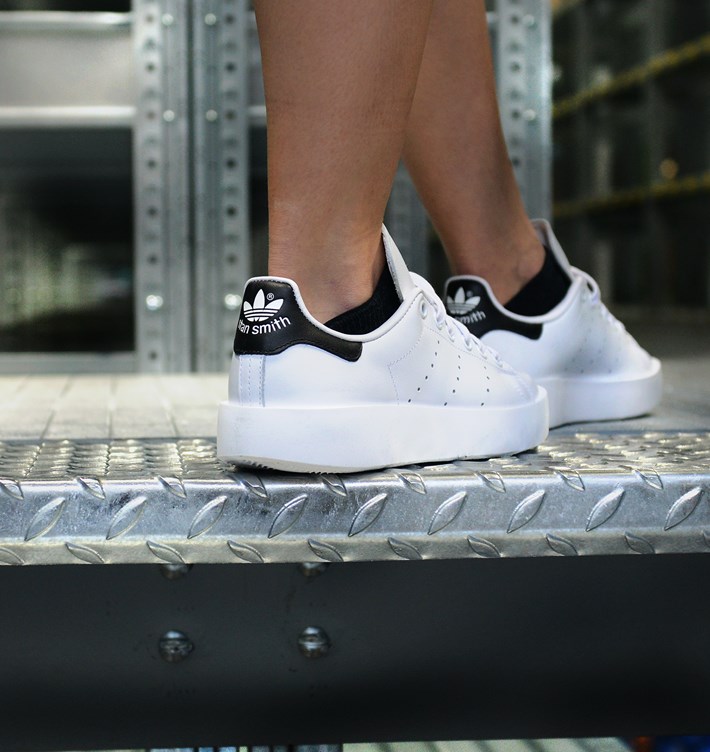 caliroots stan smith